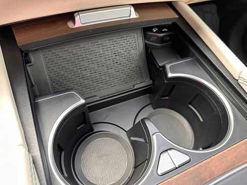 Used 2021 Mercedes-Benz GLS 450 4MATIC image 20