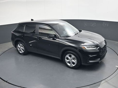 Used 2025 Honda HR-V LX image 18