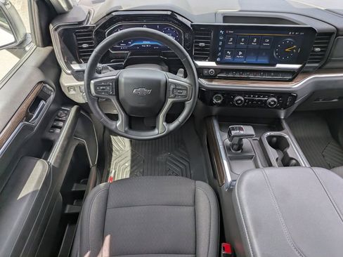 Used 2023 Chevrolet Silverado 1500 LT Trail Boss AWD/4WD image 16