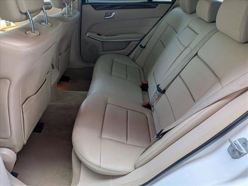 Used 2014 Mercedes-Benz E 350 Sedan image 18