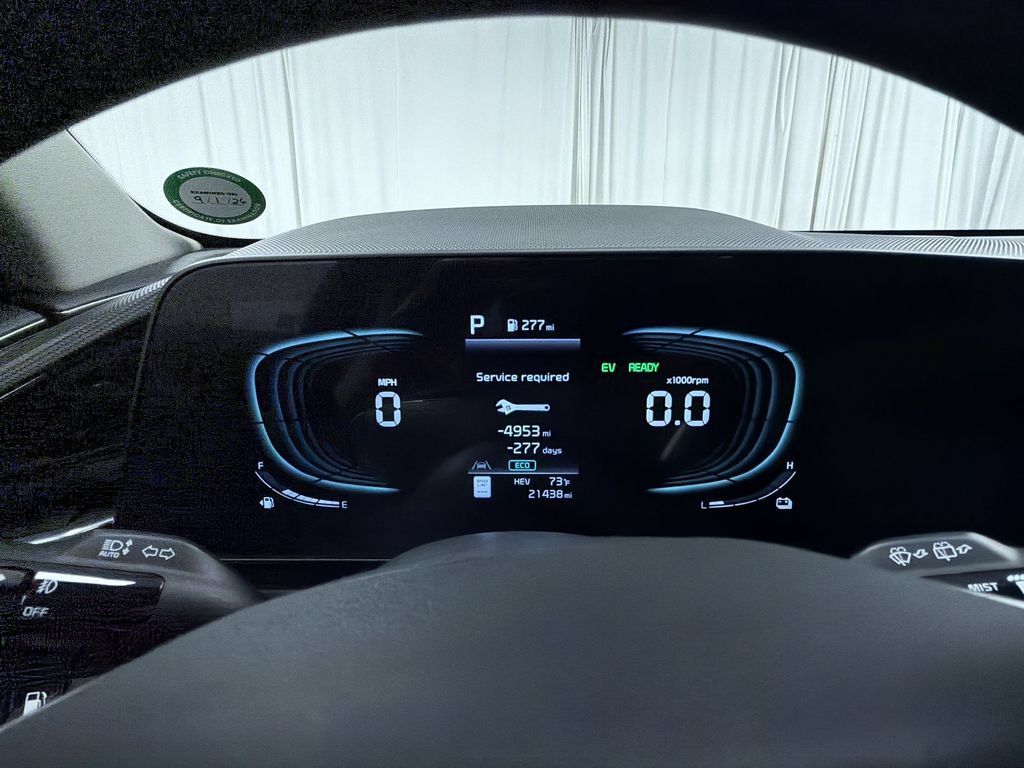 Used 2024 Kia Niro SX Touring FWD image 21