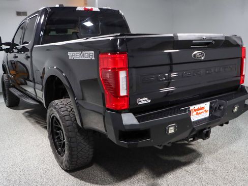 Used 2022 Ford F250 Lariat w/ Tremor Off-Road Package image 9