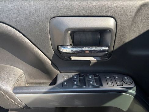 Used 2018 Chevrolet Silverado 1500 LT w/ Texas Edition RWD image 4
