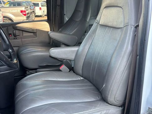 Used 2021 Chevrolet Express 2500 w/ Driver Convenience Package image 13