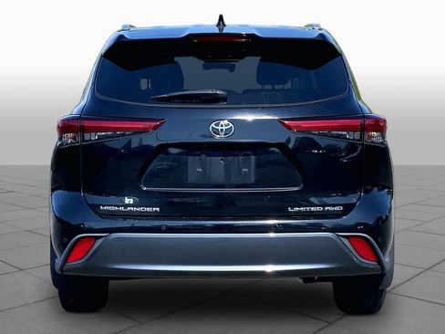 Used 2020 Toyota Highlander Limited AWD/4WD image 5