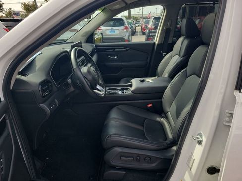Used 2023 Honda Pilot Touring image 26