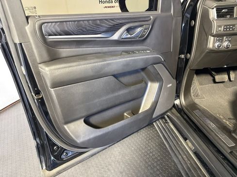 Used 2022 GMC Yukon Denali AWD/4WD image 14