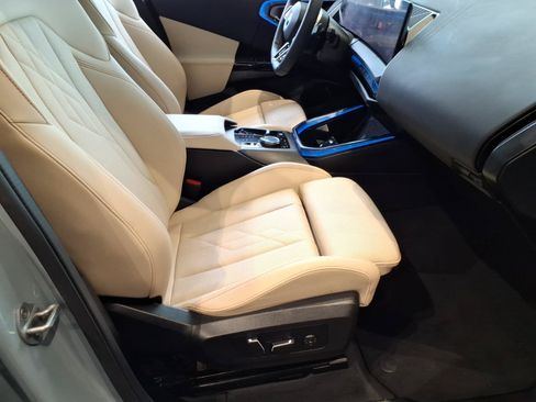 Used 2026 BMW X3 xDrive30i w/ M Sport Package AWD/4WD image 12