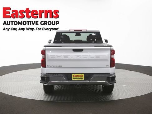 Used 2023 Chevrolet Silverado 1500 LT AWD/4WD image 38