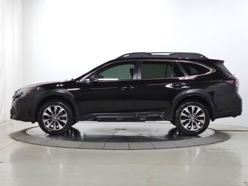 Used 2023 Subaru Outback Limited XT AWD/4WD image 4