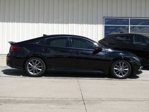 Used 2021 Honda Civic EX image 2