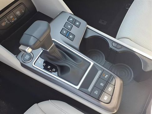 New 2026 Kia Sportage SX FWD image 10