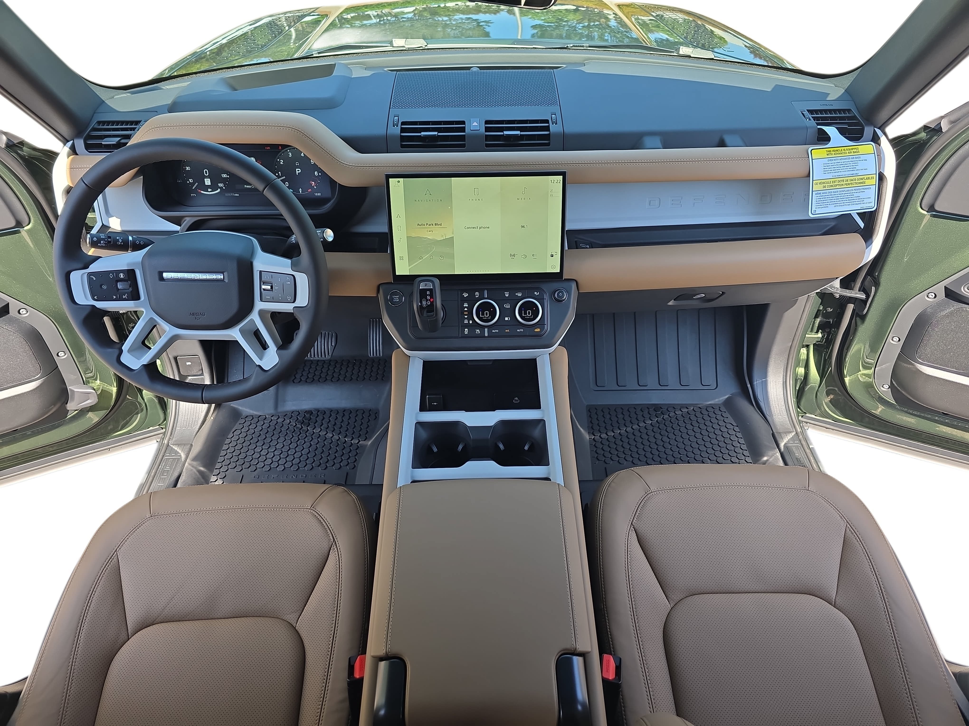 New 2026 Land Rover Defender 110 X-Dynamic SE AWD/4WD image 9