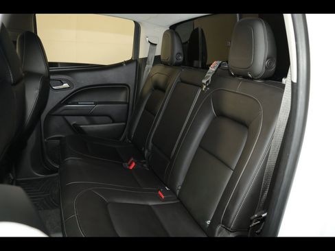 Used 2018 Chevrolet Colorado ZR2 image 21