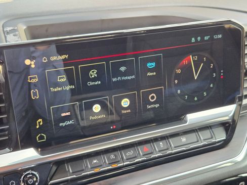 Certified 2024 GMC Sierra 1500 SLT image 17