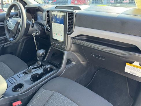 Used 2025 Ford Ranger XL image 5