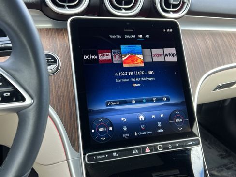 Certified 2025 Mercedes-Benz CLE 300 4MATIC Coupe image 16