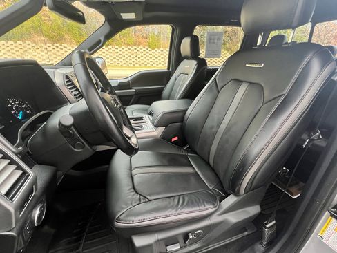 Used 2019 Ford F150 Platinum w/ Equipment Group 701A Luxury image 11