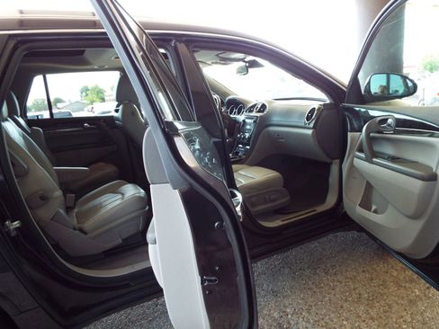 Used 2017 Buick Enclave Premium w/ Experience Buick Package image 29
