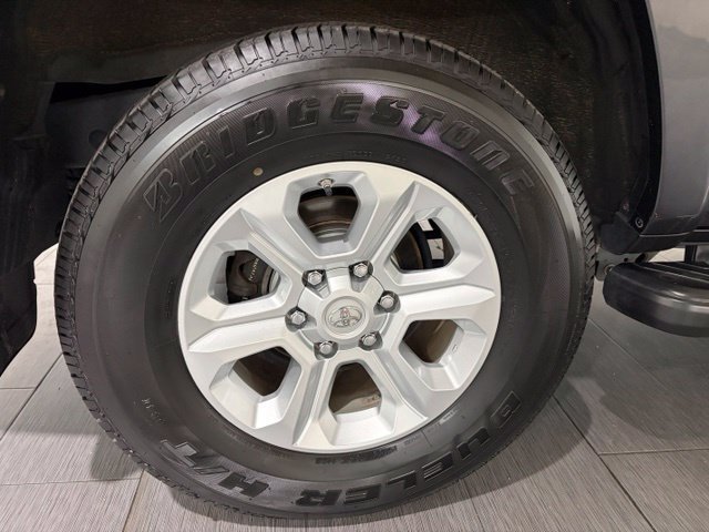 Used 2019 Toyota 4Runner SR5 Premium AWD/4WD image 24