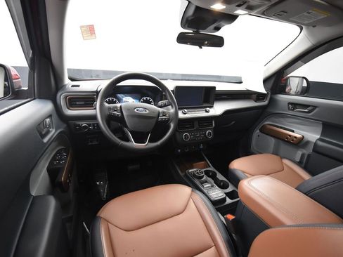 Used 2023 Ford Maverick Lariat w/ Lariat Luxury Package image 11