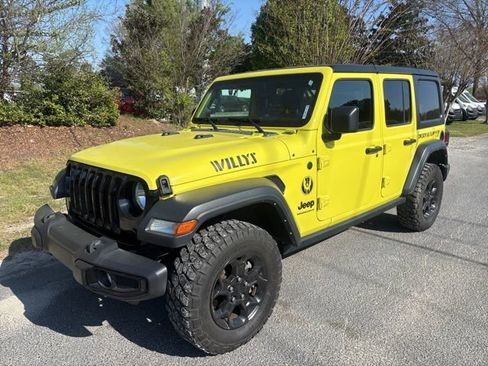 Used 2023 Jeep Wrangler Willys image 5