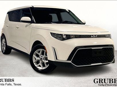 Used 2025 Kia Soul LX