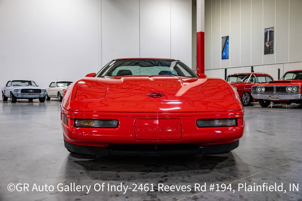 Used 1996 Chevrolet Corvette Coupe RWD image 26