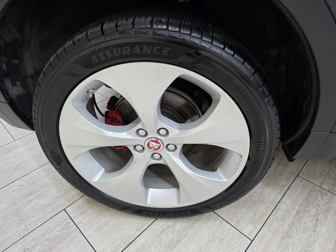 Used 2018 Jaguar E-PACE SE AWD/4WD image 43