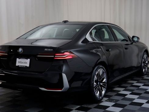 New 2026 BMW 530i xDrive w/ Premium Package AWD/4WD image 16