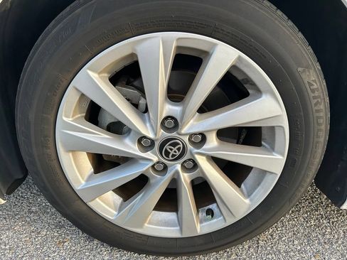 Certified 2024 Toyota Camry LE w/ Convenience Package FWD image 10