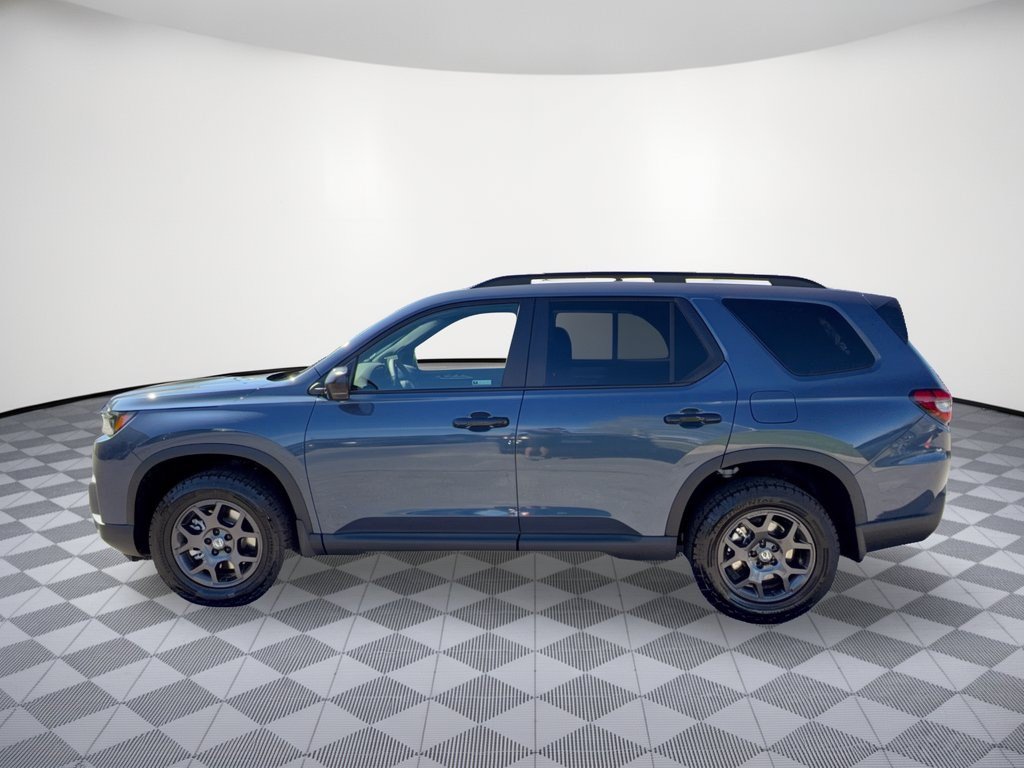 New 2026 Honda Pilot TrailSport image 2