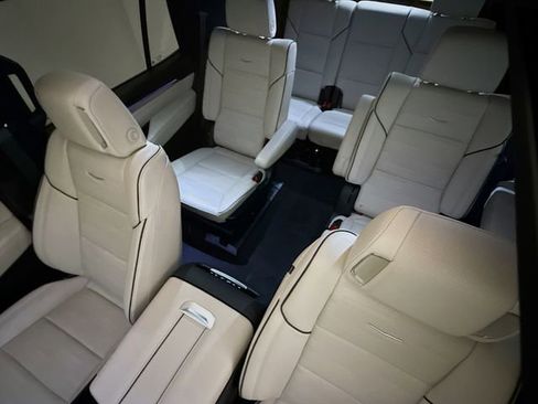 Used 2025 Cadillac Escalade Sport w/ LPO, ONYX Package image 14