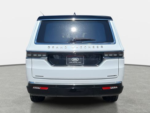 Used 2023 Jeep Grand Wagoneer L Series III w/ Rear Seat Video Group 1 image 6