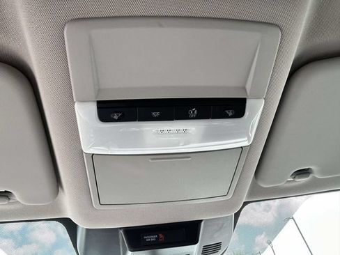 Used 2025 Nissan Rogue S FWD image 20