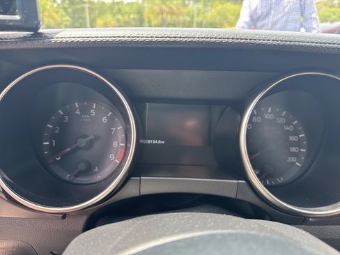 Used 2017 Ford Mustang Shelby GT350 w/ Electronics Package RWD image 17