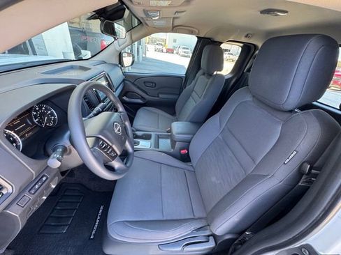 Used 2022 Nissan Frontier S w/ Technology Package image 28