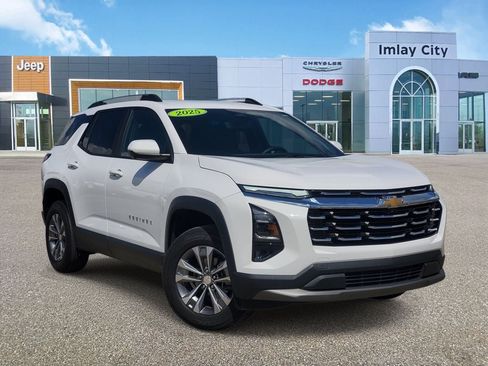 Used 2025 Chevrolet Equinox LT w/ Convenience Package II FWD image 1