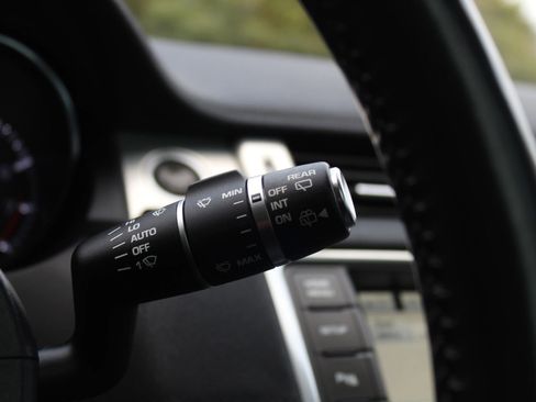 Used 2015 Land Rover Range Rover Evoque Pure Plus image 31