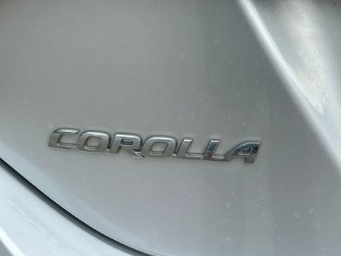 Used 2015 Toyota Corolla L FWD image 12