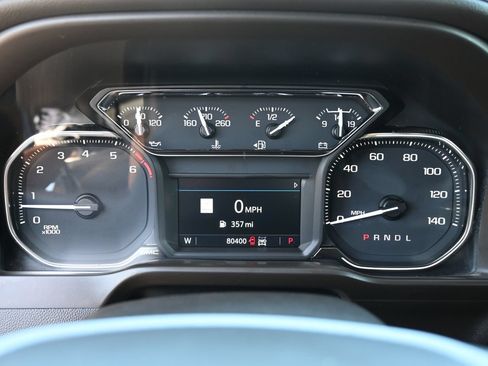 Used 2022 GMC Sierra 1500 SLT AWD/4WD image 11
