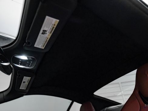 Used 2019 Ferrari Portofino image 51