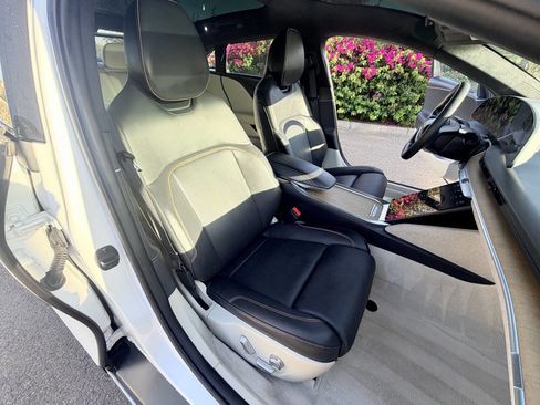 Used 2023 Lucid Air Touring AWD/4WD image 22