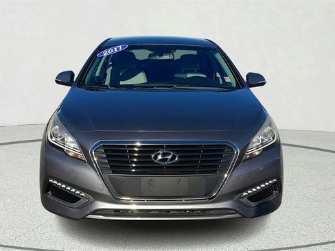 Used 2017 Hyundai Sonata Plug-In Hybrid image 2