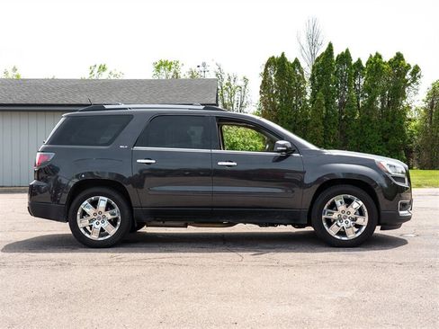 Used 2017 GMC Acadia Limited SLT AWD/4WD image 4