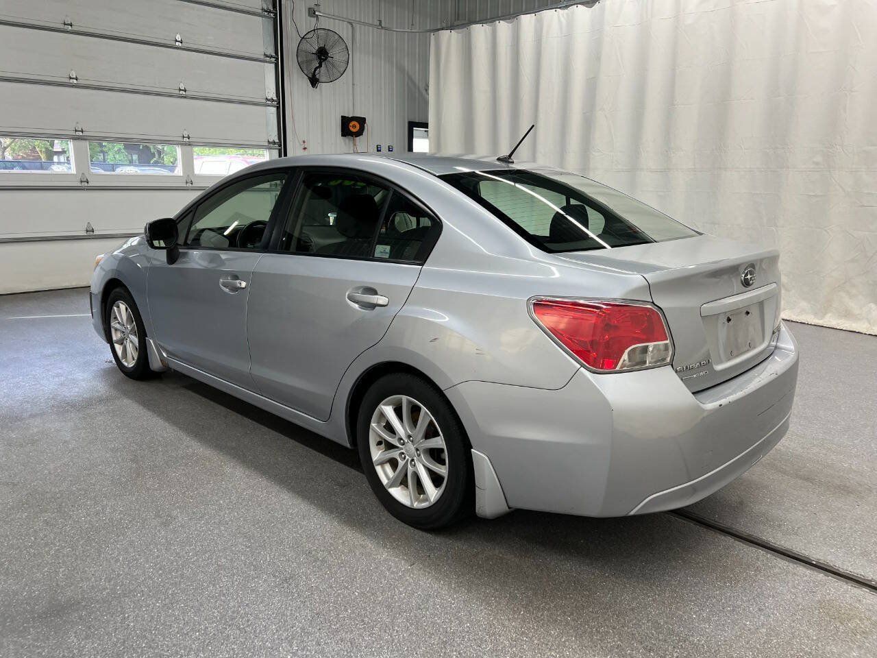 Used 2012 Subaru Impreza 2.0i Premium w/ All-Weather Pkg AWD/4WD image 6