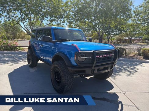 Used 2023 Ford Bronco Black Diamond AWD/4WD image 1