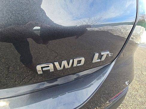 Used 2022 Chevrolet Equinox LT image 41