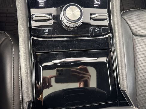 Used 2022 Jeep Grand Cherokee L Overland image 18