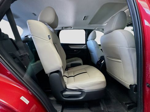 Used 2024 MAZDA CX-90 3.3 Turbo w/ Preferred Plus image 19